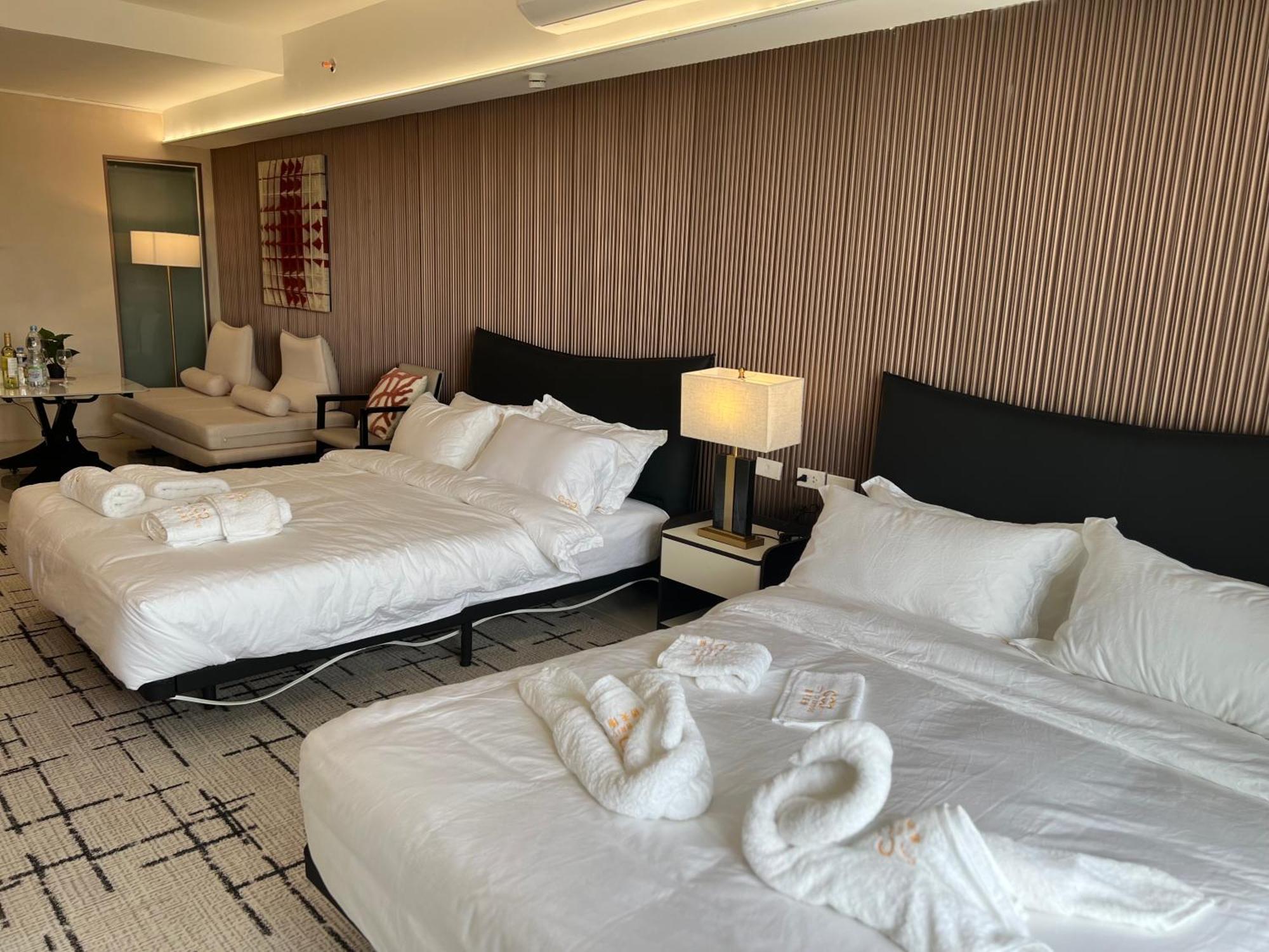 מנילה Luxurious European Style Penthouse Modern Apart Ment Cross City Of Dreams Okada Solaire Moa Airport מראה חיצוני תמונה
