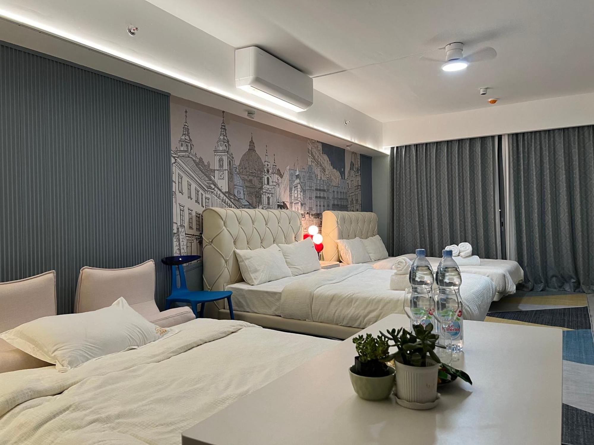 מנילה Luxurious European Style Penthouse Modern Apart Ment Cross City Of Dreams Okada Solaire Moa Airport מראה חיצוני תמונה
